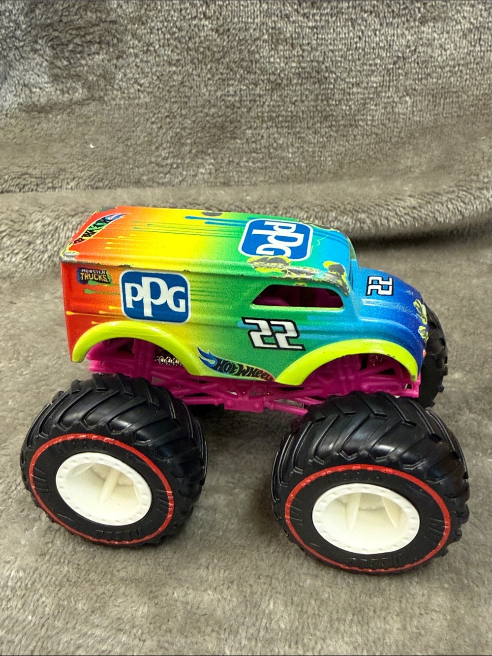 Lot of 3 Hot Wheels Monster Trucks Motosaurus, Hot Wheels, & PPG G - Picture 2 of 8